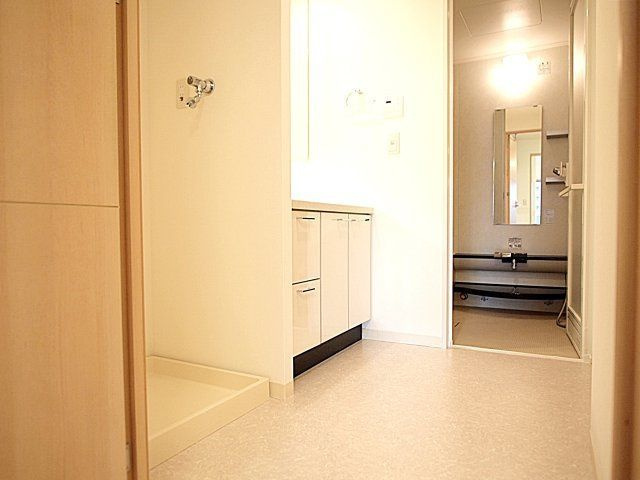 大阪市浪速区湊町２丁目の賃貸マンションの玄関|イメージ