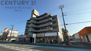 イーストバリィの外観