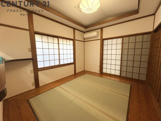 荒戎町一戸建の居間