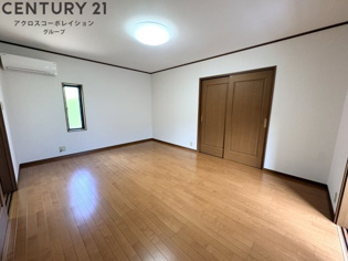 荒戎町一戸建の居間
