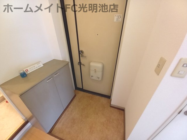 グッドライフ21Bの玄関