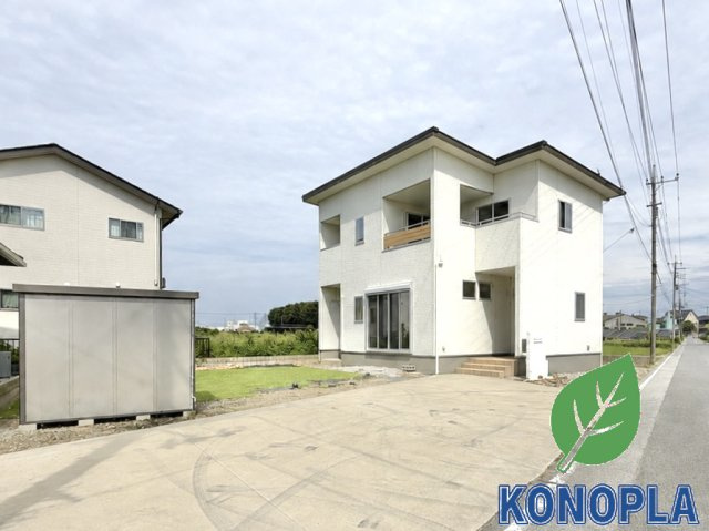 【中古戸建】伊勢崎市戸谷塚町の外観|■外観|シンプルで洗練されたデザインは住まう人の色に染まり、個性を映し出します♪本日見学可能(*＾＾*)