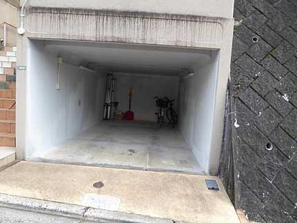 安佐北区亀山西２丁目の駐車場