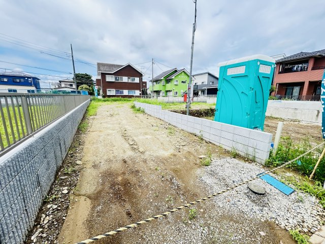 新築　児玉郡上里町神保原町第６　クレイドルガーデン　2号棟の駐車場|現地写真　駐車スペースは縦列駐車になりますが、2台分可能です！

