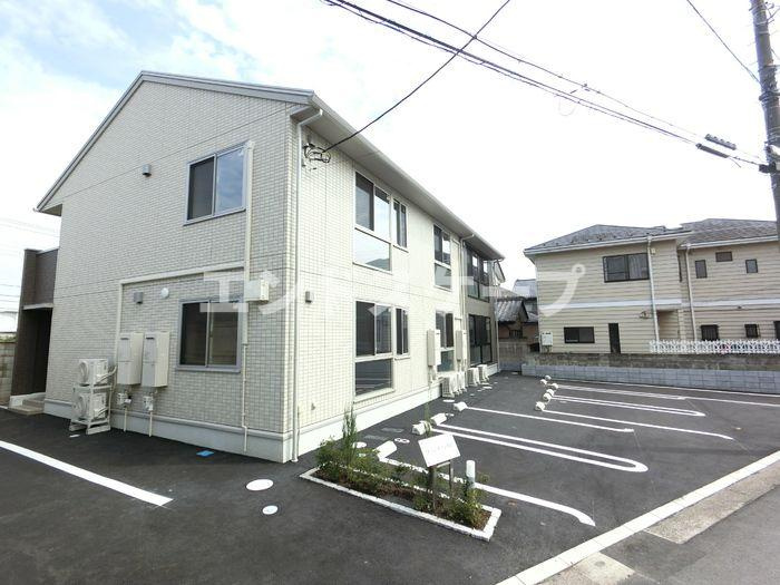 グランメゾン朝倉の駐車場|高崎、前橋のお部屋探しはエンドスケープまで！お客様の理想お聞かせ下さい♪