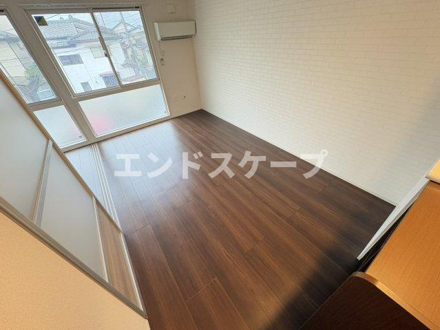 グランメゾン朝倉の居間・リビング|高崎、前橋のお部屋探しはエンドスケープまで！お客様の理想お聞かせ下さい♪