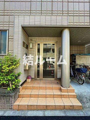 板橋区上板橋３丁目の賃貸マンションのエントランス
