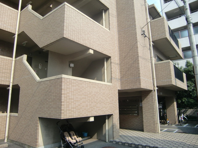 ケイズ本山の外観