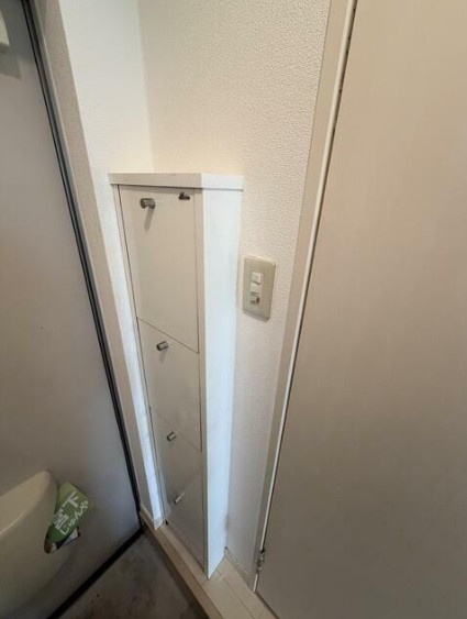 ステージ下井草の玄関