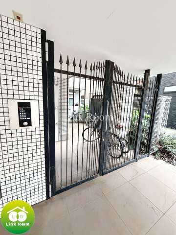 b'CASA forza 南砂のエントランス