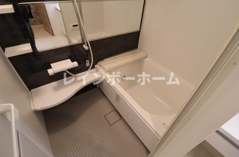 仲介手数料（賃料の1.10ヵ月）の50％OFF対象物件！の浴室