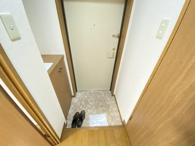 宮崎台コートパレスの玄関