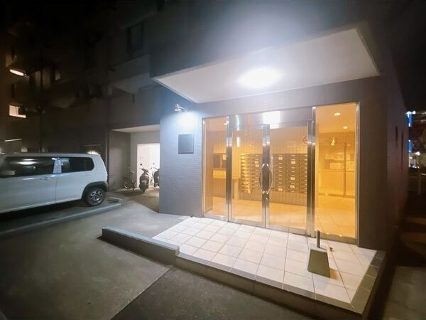 EXE原(エグゼはら)のエントランス