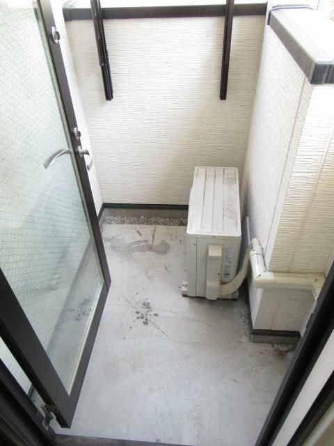 ＭＥＬＤＩＡ町屋のバルコニー