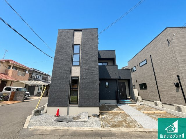 加古川市平岡町二俣　新築一戸建ての外観|安心の10年保証！外観を美しく保ち、雨水で汚れを落とします！気になることがありましたら、お気軽にお問い合わせください！