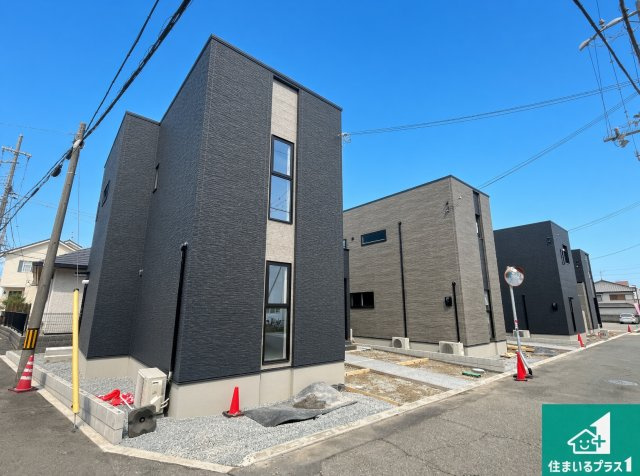 加古川市平岡町二俣　新築一戸建ての外観|安心の10年保証！外観を美しく保ち、雨水で汚れを落とします！気になることがありましたら、お気軽にお問い合わせください！