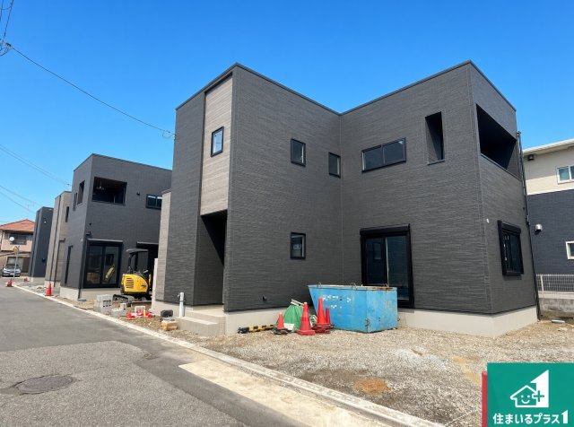 加古川市平岡町二俣　新築一戸建ての外観|安心の10年保証！外観を美しく保ち、雨水で汚れを落とします！気になることがありましたら、お気軽にお問い合わせください！
