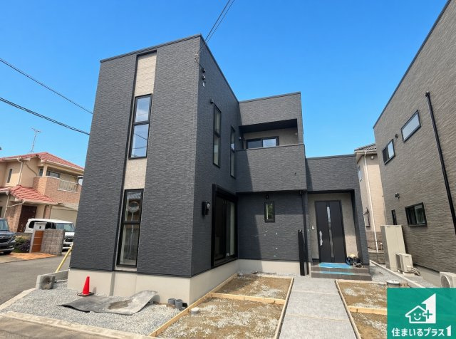 加古川市平岡町二俣　新築一戸建ての外観|安心の10年保証！外観を美しく保ち、雨水で汚れを落とします！気になることがありましたら、お気軽にお問い合わせください！