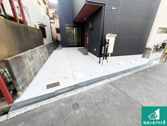 明石市魚住町清水　新築一戸建ての駐車場|駐車スペース！散水栓があるので、こまめに愛車を洗えます！