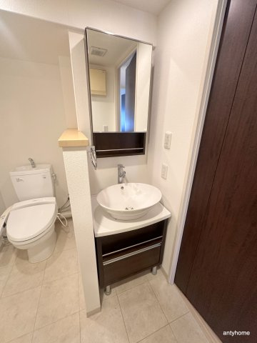 レジディア江戸堀　仲介手数料無料の洗面所