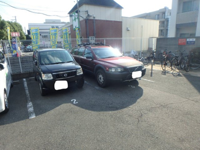 【駐車場】 | ゴールドウエスト | 駐車場があります