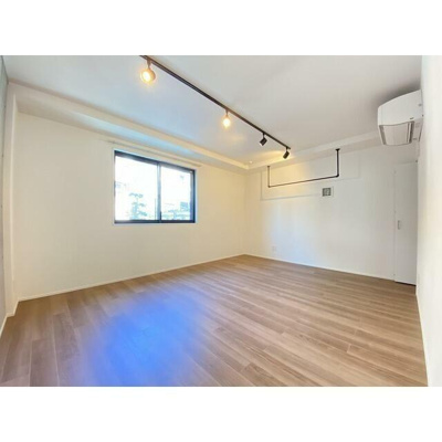 【寝室】 | SOLASIA residence高円寺Ⅱ | きれいなフローリング。