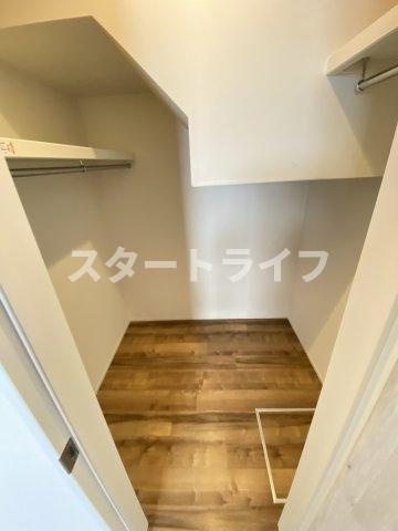大阪市淀川区木川西２丁目のテラスの収納