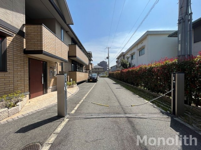 パシオーネA棟の駐車場