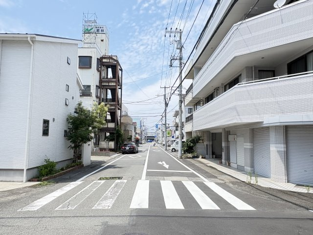 売土地　沼津市錦町の周辺|沼津駅まで900m！徒歩圏内で通勤・通学にも便利な立地です。
