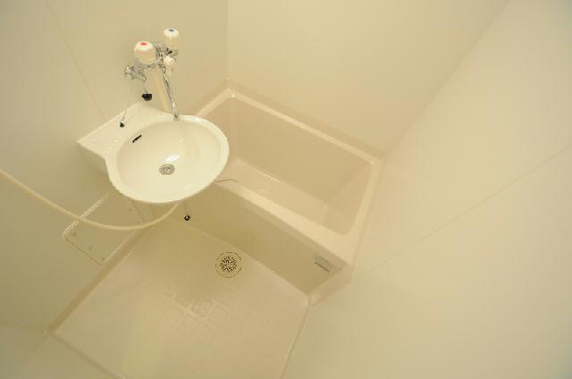 【浴室】 | レオパレスラ　ルース