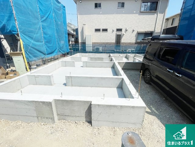 加古川市平岡町二俣　新築一戸建ての外観|周辺は落ち着いた街並みの住宅地！子育てがしやすい住環境です！まだ未完成ですが、現地でしかわからない事もございます。是非一度ご覧ください。
