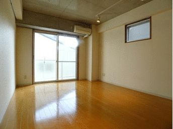 ライヴス森下スタジオの居間・リビング