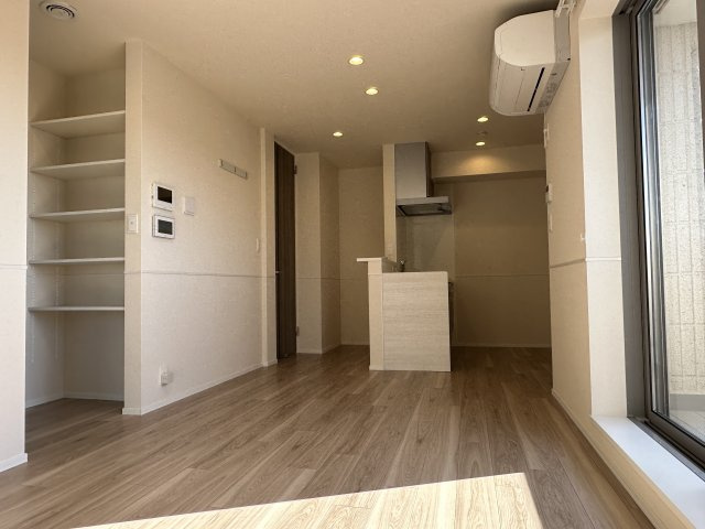 Ｕｎ　Ｒｅｖｅ　Ｎａｋａｎｏの居間・リビング