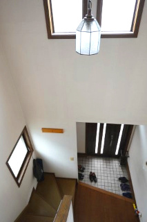 半田市山代町二丁目　中古戸建の玄関