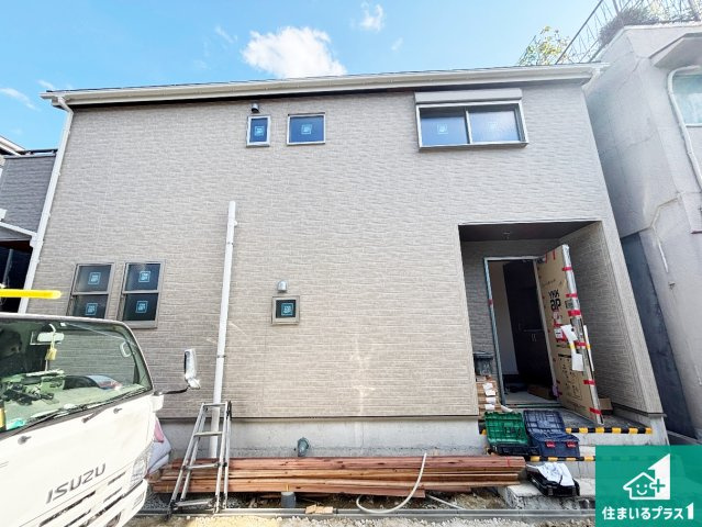 寝屋川市高柳　第12期　新築一戸建ての外観|現在の進捗状況です！順調に作業進行中、完成が待ち遠しいです！詳細の間取り等、お気軽にお問い合わせください！