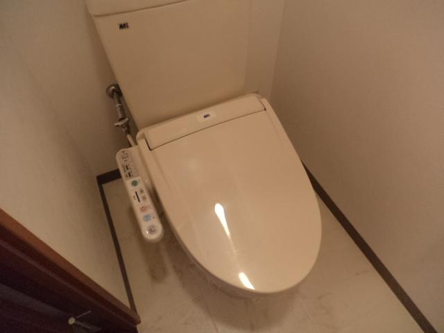 ＹＯＵコーポのトイレ|温水洗浄便座