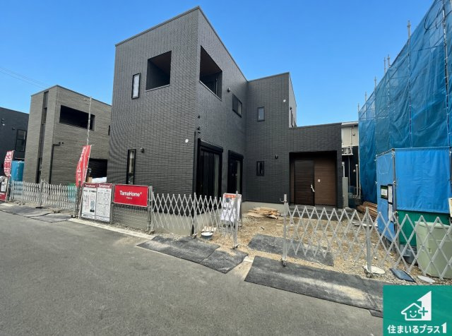 加古川市平岡町二俣　新築一戸建ての外観|現在の進捗状況です！順調に作業進行中、完成が待ち遠しいです！詳細の間取り等、お気軽にお問い合わせください！