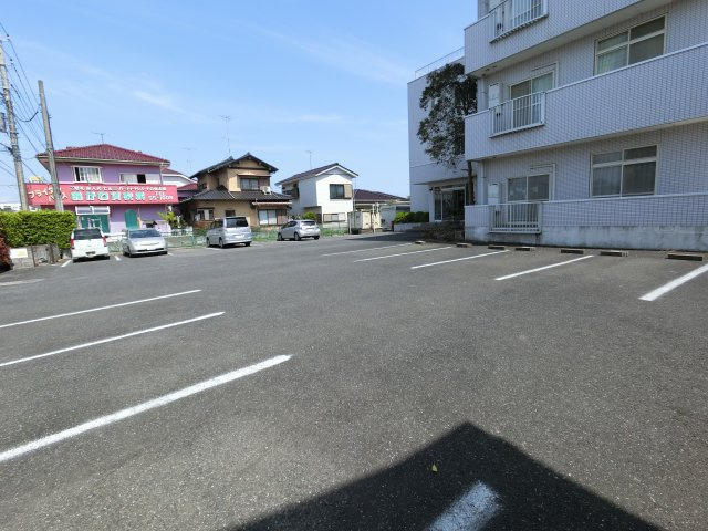 【駐車場】