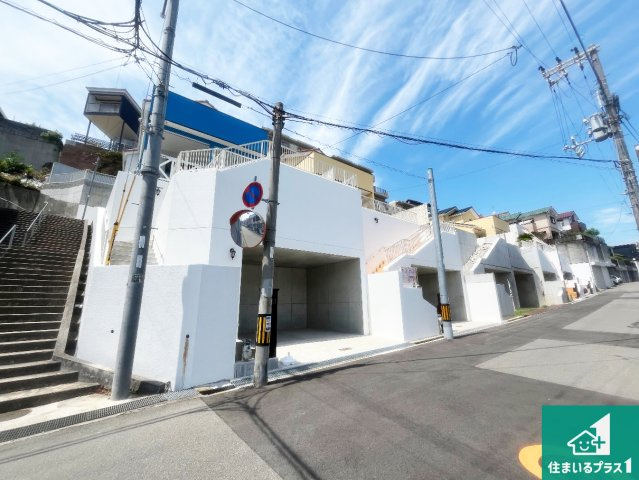明石市西朝霧丘　未入居の外観|安心の10年保証！外観を美しく保ち、雨水で汚れを落とします！気になることがありましたら、お気軽にお問い合わせください！