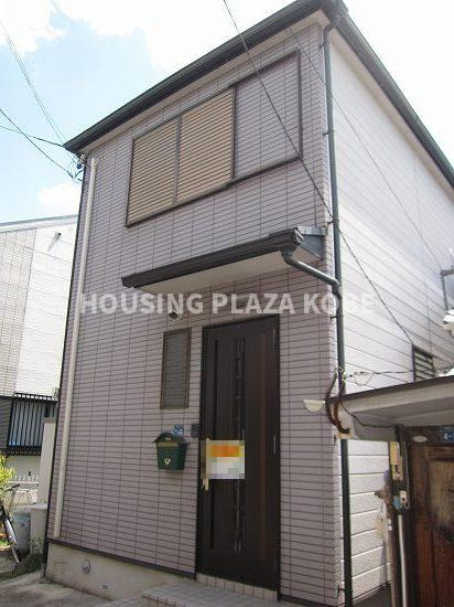腕塚町９丁目貸家の外観