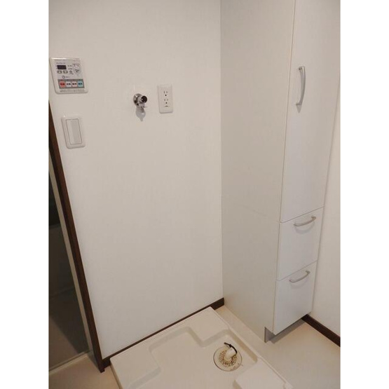 【設備】 | ミニヨン荻窪 | 室内洗濯機置き場。