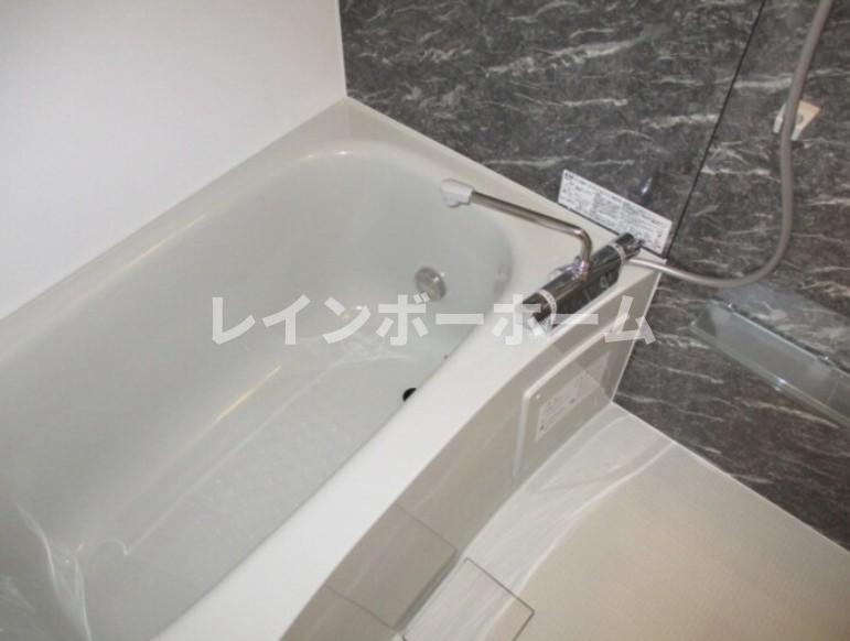 シャトレー新鎌ヶ谷　仲介手数料（賃料の1.10ヵ月）の50％OFF対象物件！の浴室|日々の暮らしに欠かせないお風呂です