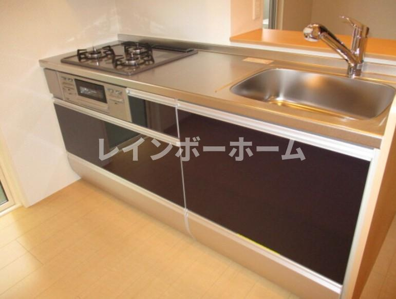 シャトレー新鎌ヶ谷　仲介手数料（賃料の1.10ヵ月）の50％OFF対象物件！のキッチン|コンパクトなキッチンで掃除もラクラク