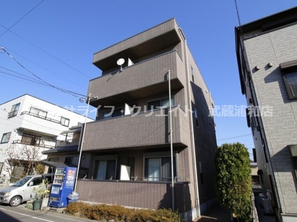アンプルールフェールメゾン錦