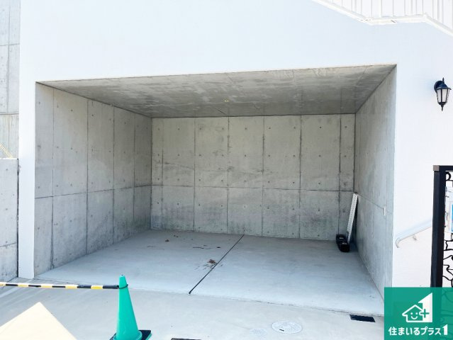 明石市西朝霧丘　未入居の駐車場|駐車スペース！散水栓があるので、こまめに愛車を洗えます！
