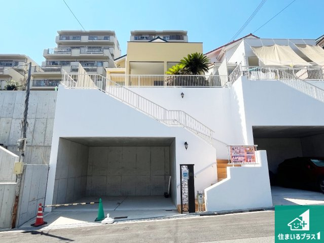 明石市西朝霧丘　未入居の外観|安心の10年保証！外観を美しく保ち、雨水で汚れを落とします！気になることがありましたら、お気軽にお問い合わせください！