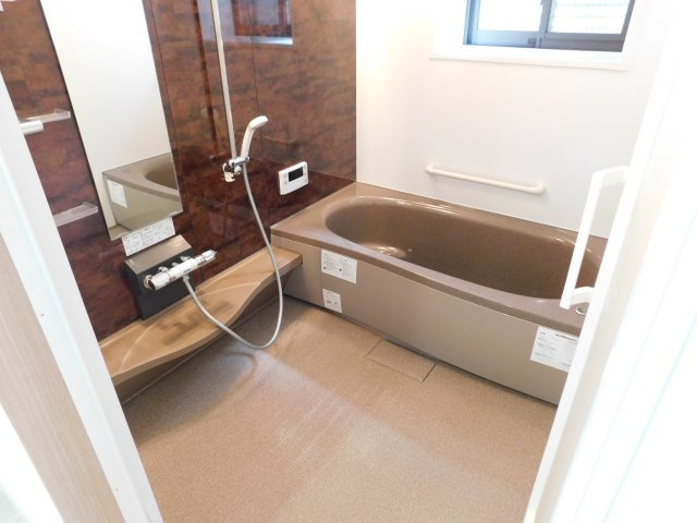 名古屋市南区曽池町２丁目の中古一戸建の浴室|◇浴室◇　　浴室乾燥・浴室暖房　窓あり　（２０２６年５月リフォーム済）