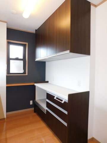 名古屋市南区曽池町２丁目の中古一戸建のキッチン|◇カップボード◇　　　　