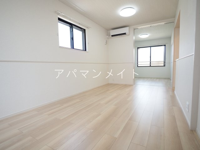 【居間・リビング】 | レコルテ戸塚 | 戸塚周辺ならアパマンメイトへＬｅｔｓ Ｇｏ ！