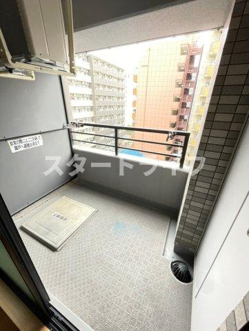 大阪市東淀川区東中島１丁目の賃貸マンションのバルコニー
